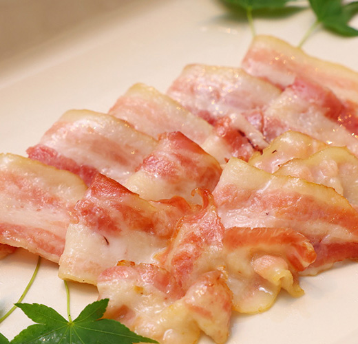 Bacon produced in Toyama Prefecture
